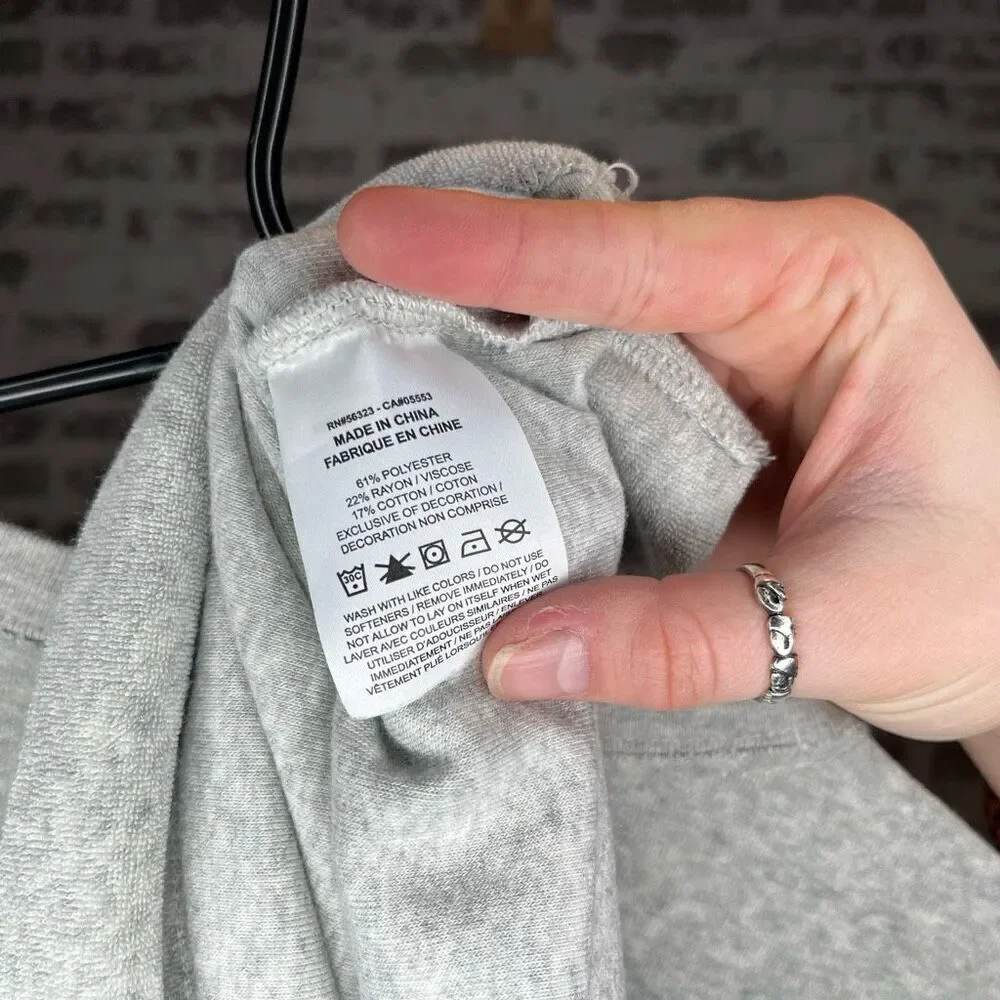 Nike | women dry fit wide sleeve cropped crewneck